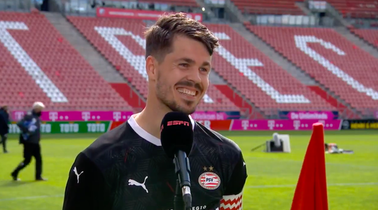 🎥 | Marco van Ginkel hoorde niks meer van Chelsea: 'Volgens mij ben ik transfervrij'