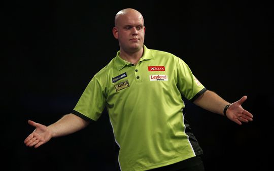 Michael van Gerwen neemt revanche in Crawley