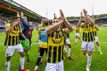 TV-gids: zap naar dit kanaal voor de Conference-clash tussen Vitesse en Tottenham