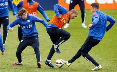 Hiddink: De Jong stuurman van Oranje