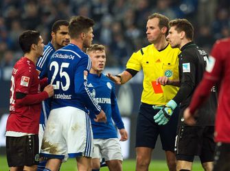 DFB wil Huntelaar 6 duels schorsen (video)