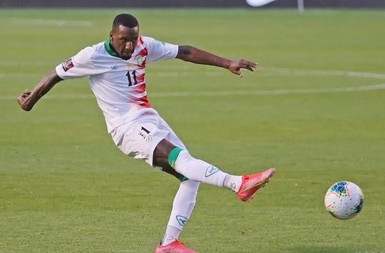 TV Gids: op deze zender kijk je vanavond naar Jamaica - Suriname op de Gold Cup