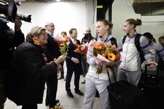 Voetbalsters oefenen in aanloop WK tegen Zweden