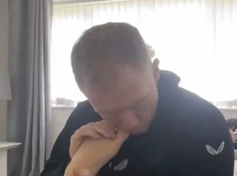 👀 | Bijt Paul Scholes hier nu in de tenen van zijn dochter?