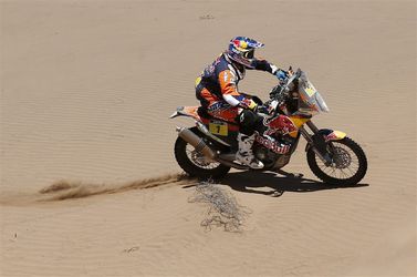 Coma pakt eerste dagzege in Dakar