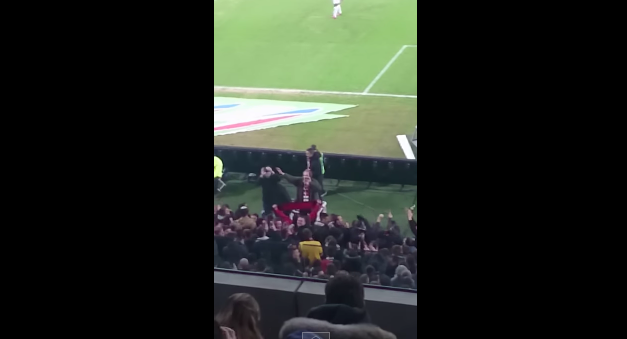 Verveelde Nice-fan zingt Mexico (video)