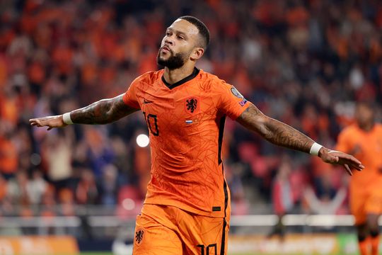 🎥 | MEMPHIS DEPAY voor numero 2! Spits schiet snoeihard raak en beslist kwalificatieduel