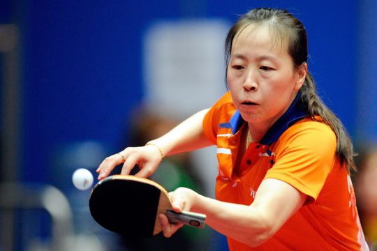 Li Jie al zeker van brons in dubbel, Li Jiao uitgeschakeld