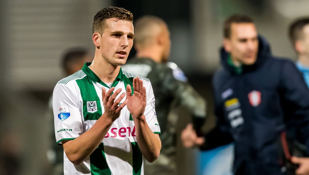 Excelsior huurt Van Nieff van FC Groningen