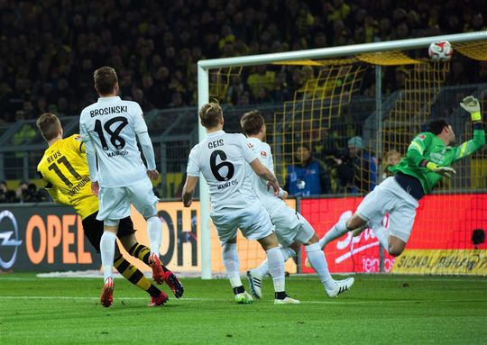 Borussia Dortmund klimt uit het dal