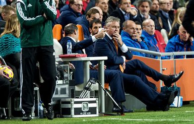 'Wéér een mentale dreun voor Hiddink'