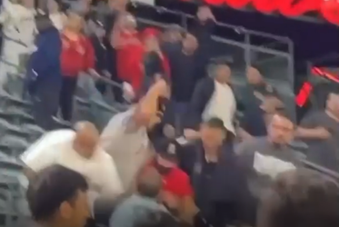 🎥 | Publiek bij baseballpartij gebruikt eigen vuist als honkbalknuppel: 7 arrestaties