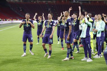 TV-Gids: op deze zender wordt Benfica - PSV uitgezonden