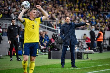 John van 't Schip looft oud-Willem II'er na verlies met Griekenland: 'Hij maakt het verschil'