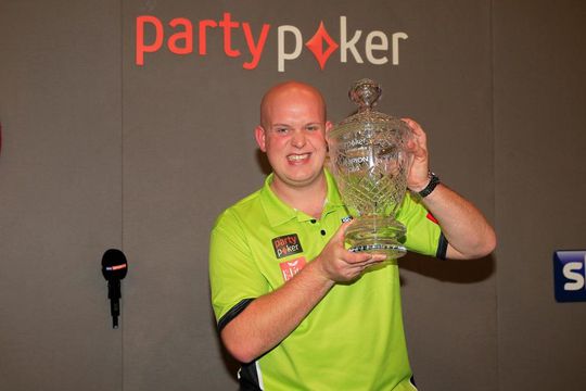 'IJskonijn' Van Gerwen wint World Grand Prix