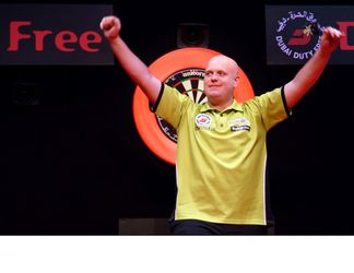 Michael van Gerwen aast op eerste EK-titel