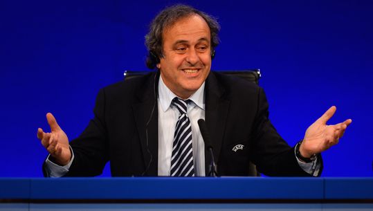 Platini vol afschuw: Het is een grote schijnvertoning