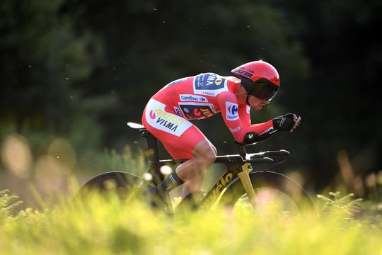 🇪🇸 | Primoz Roglic wint voor 3e keer op rij Vuelta, sluit in stijl af met winst in tijdrit