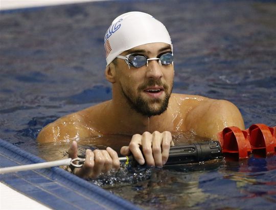 Phelps kan niet verrassen op 100 meter