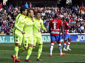 Suárez leidt Barcelona langs Granada