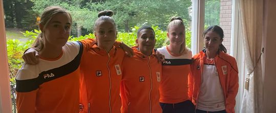 🎥 | Wat lief! Oranje Leeuwinnen bedanken supporters met speciale droneshow