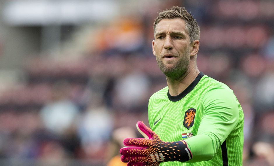 Maarten Stekelenburg 1e keeper Oranje, Matthijs de Ligt mist duel met Oekraïne