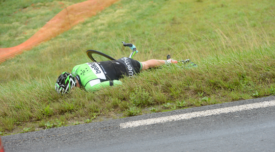 Stef Clement geeft na valpartij op in Tour de France