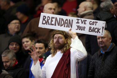 Liverpool onverslaanbaar met Jezus op de tribune