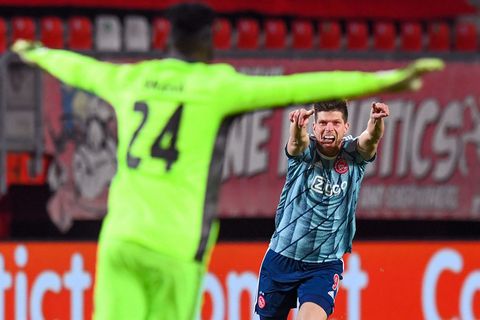 Trainer van Schalke 04 heeft het tijdens persconferentie al over Klaas-Jan Huntelaar