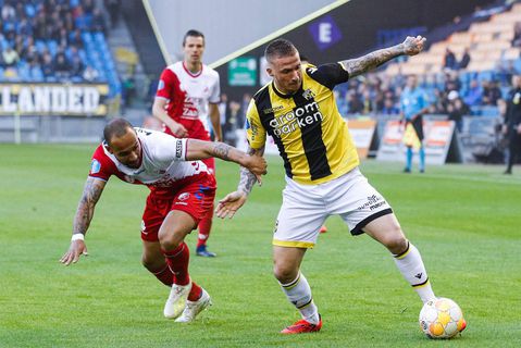 Alexander Büttner na 2 WEKEN alweer weg bij nieuwe club