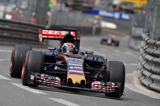 Verstappen start vanaf negende plek, Hamilton op pole