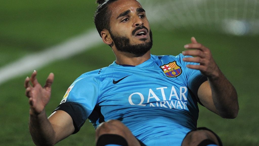 Douglas acht weken niet in actie voor Barca