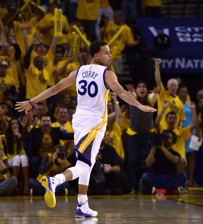 Driepunterspecialist Curry 'MVP' in NBA