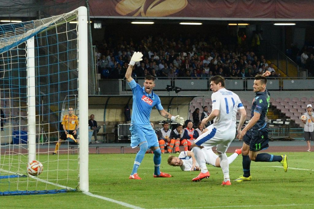 Voorzitter Napoli woedend: Europa League is niks waard