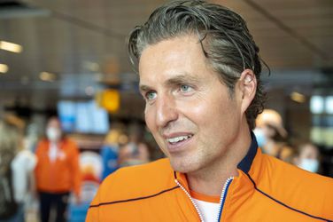 Pieter van den Hoogenband blijft kalm na positieve coronagevallen: ‘Er is niks van paniek of zorgen’