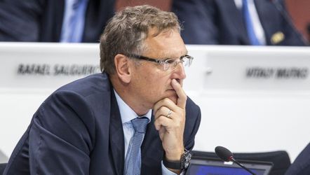 Valcke vindt dat hij in functie kan blijven