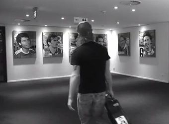 Van der Doelen kon jaren niets met kampioensnummer PSV (video)