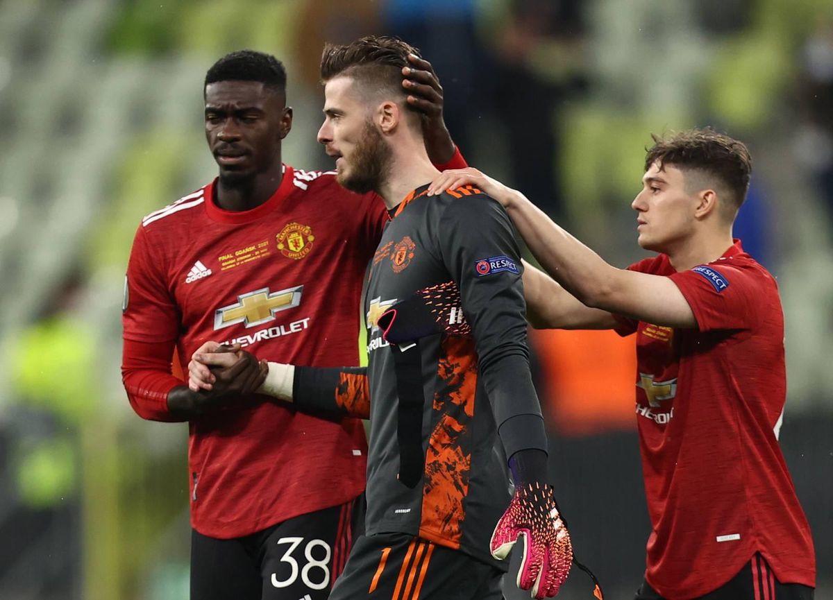 LOL! Manchester United-team gaat uiteten, De Gea treft auto aan met wielklem