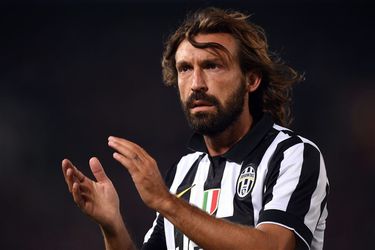 Pirlo redt Juventus in derby van Turijn