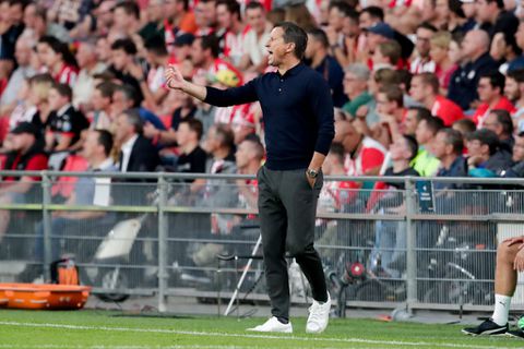 PSV-trainer Schmidt na galavoorstelling in CL-voorronde: 'Ze deden het samen'