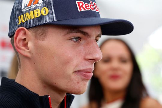 Verstappen op weg naar Formule 1-licentie