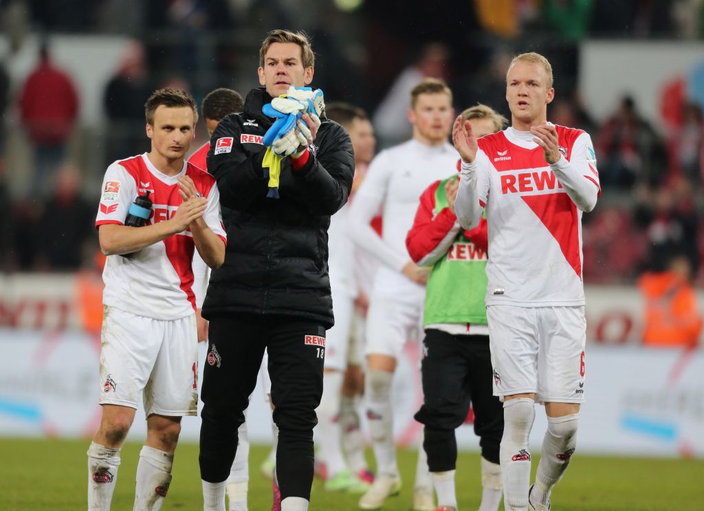 Köln-keeper heeft WhatsApp-verbod op schoenen