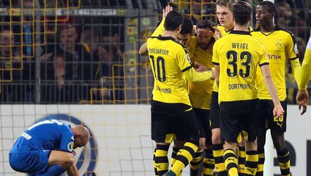 Dortmund vernedert Paderborn in DFB Pokal