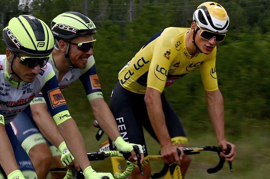 Trotse geletruidrager Mathieu van der Poel: 'Wordt zwaar om het te behouden'