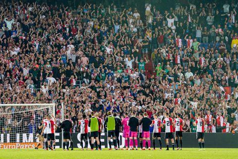 Vanaf deze speelrondes waarschijnlijk weer volle stadions in Eredivisie en KKD