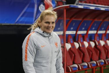 Sarina Wiegman zou best met ADO Den Haag in gesprek gaan als ze haar als trainer willen