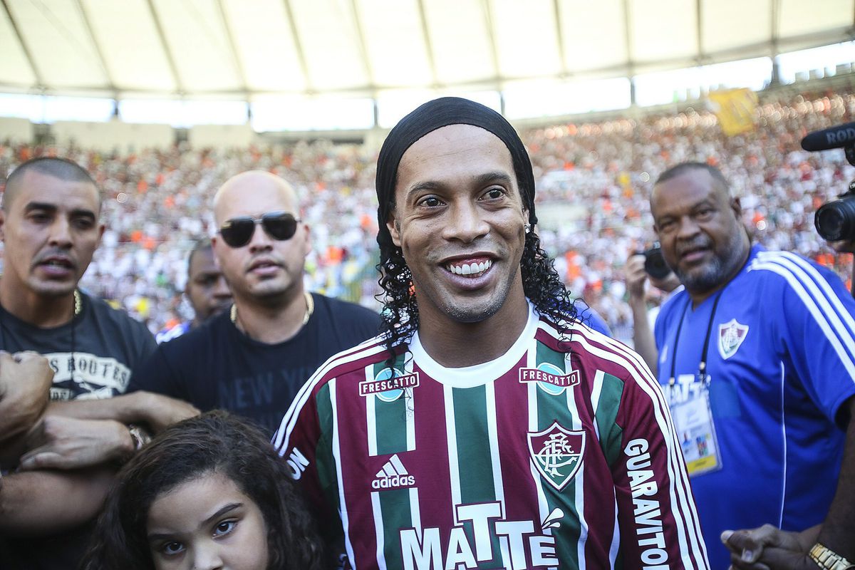 Ronaldinho per direct weg bij Fluminese