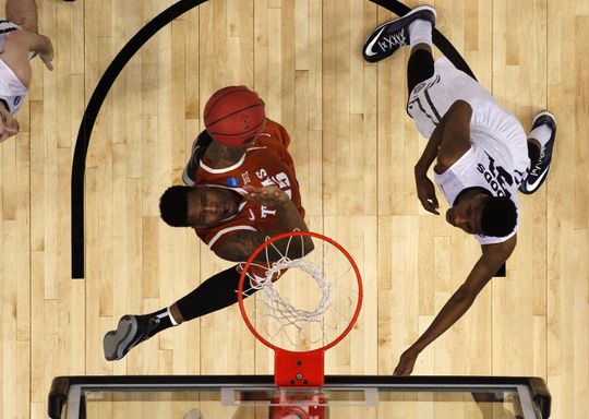 Sterilisatie om basketbal te kunnen kijken