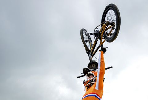 Wereldkampioen Niek Kimmann voelde zich niet best: 'Dokter raadde het af om te racen'