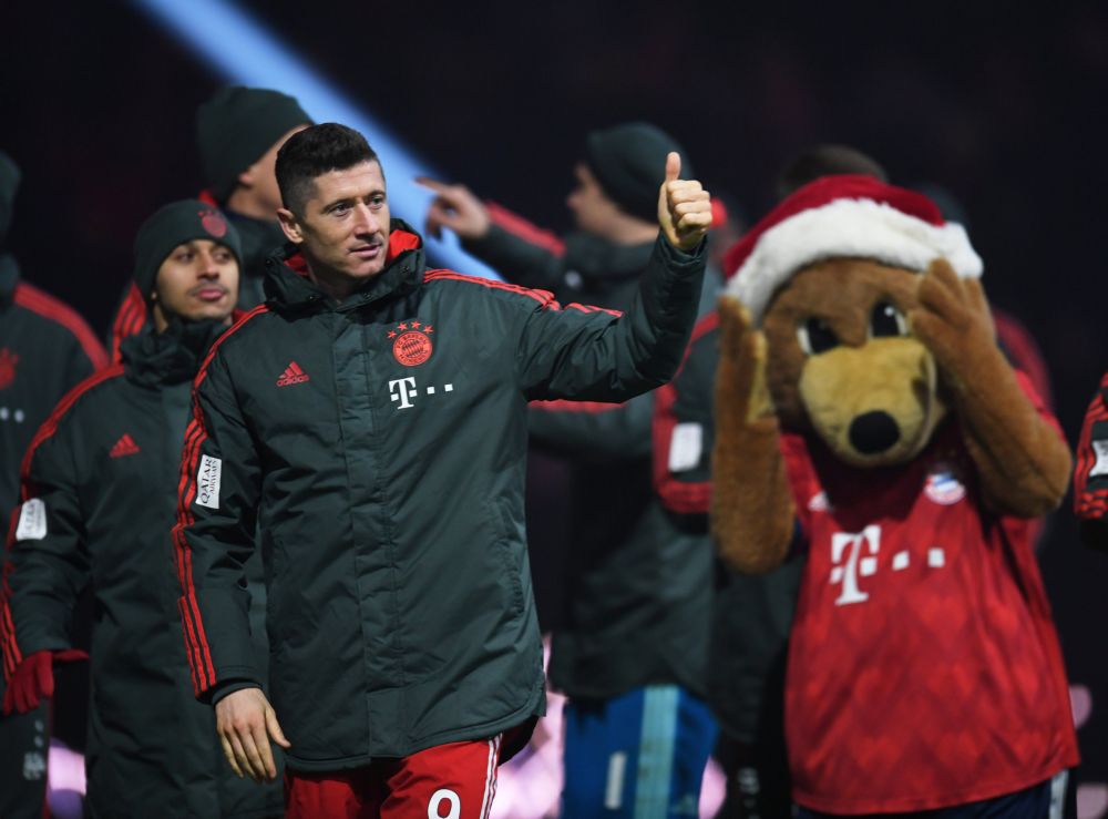 Lewandowksi ziet geen reden om Bayern te verlaten: 'Transfer zit niet in mijn hoofd'